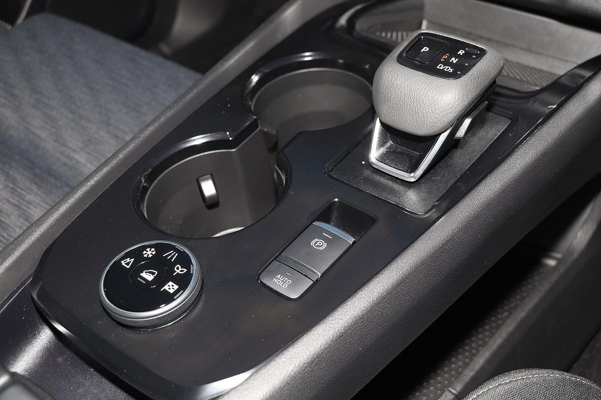 2024 Nissan X-TRAIL ST T33