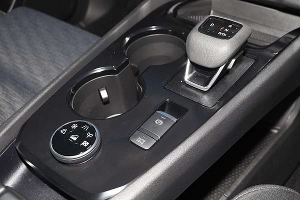 2024 Nissan X-TRAIL ST T33
