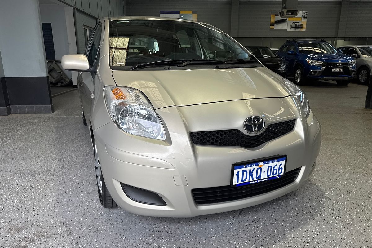 2010 Toyota Yaris YR NCP90R