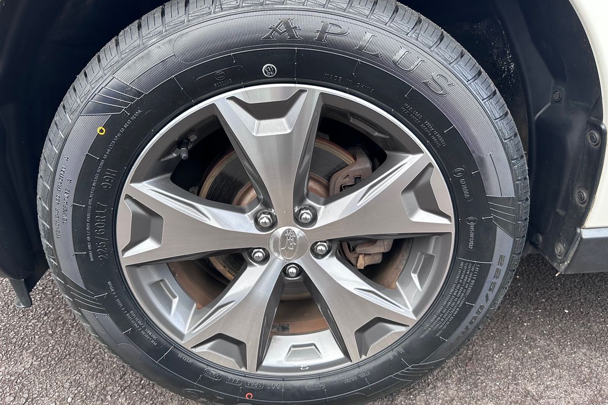 2014 Subaru Forester 2.5i S4