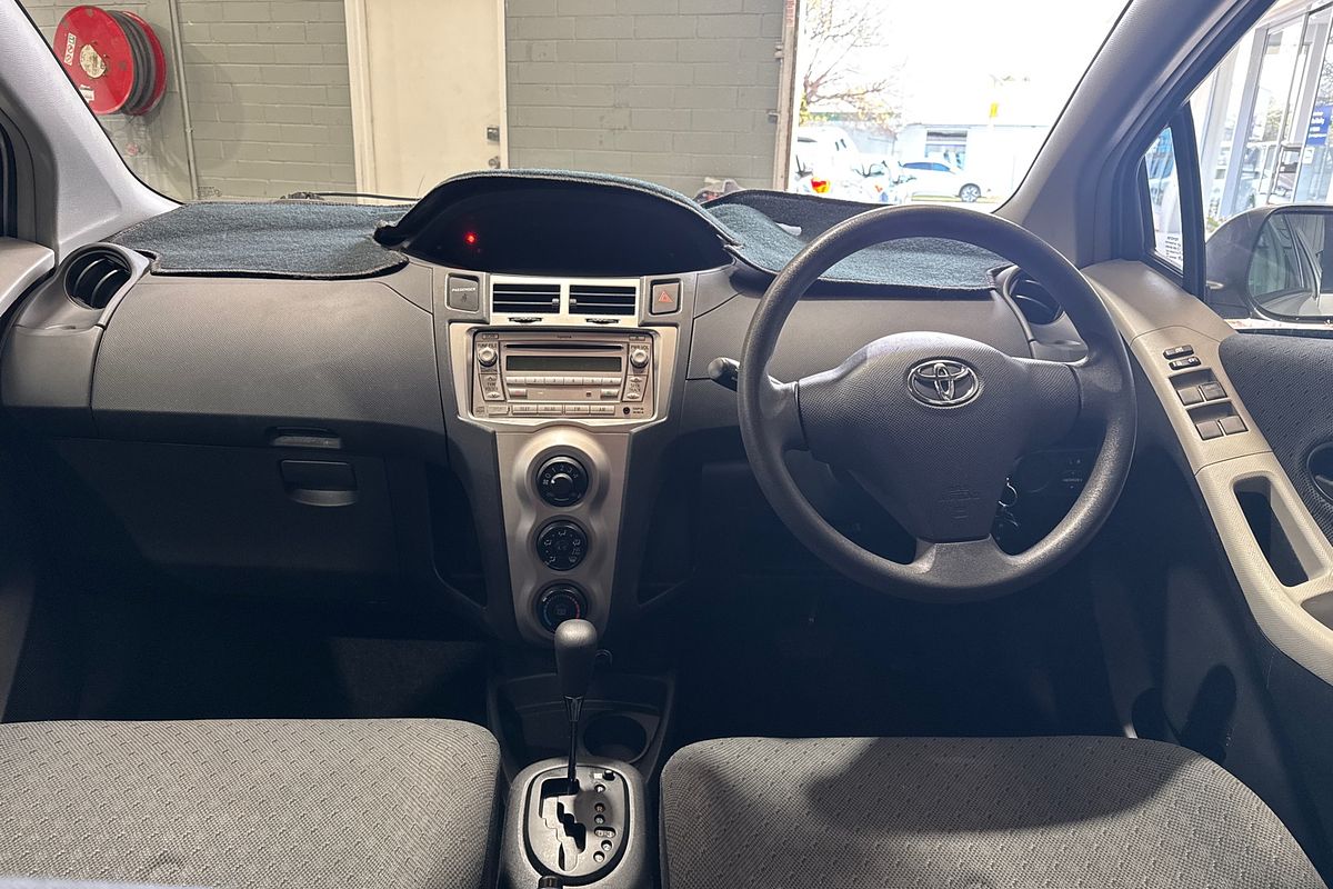 2010 Toyota Yaris YR NCP90R