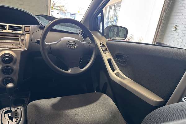 2010 Toyota Yaris YR NCP90R