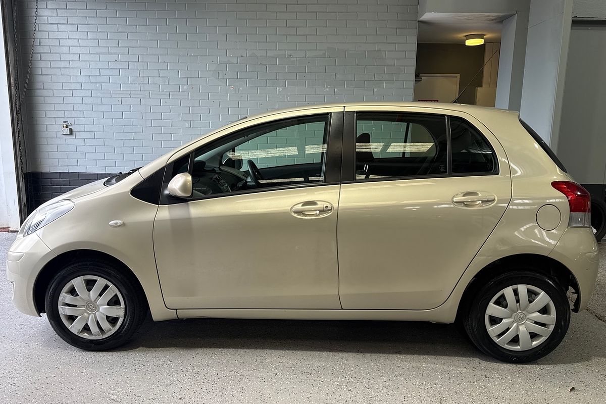 2010 Toyota Yaris YR NCP90R