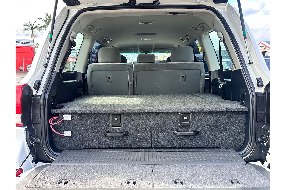 2011 Toyota LANDCRUISER GXL VDJ200R