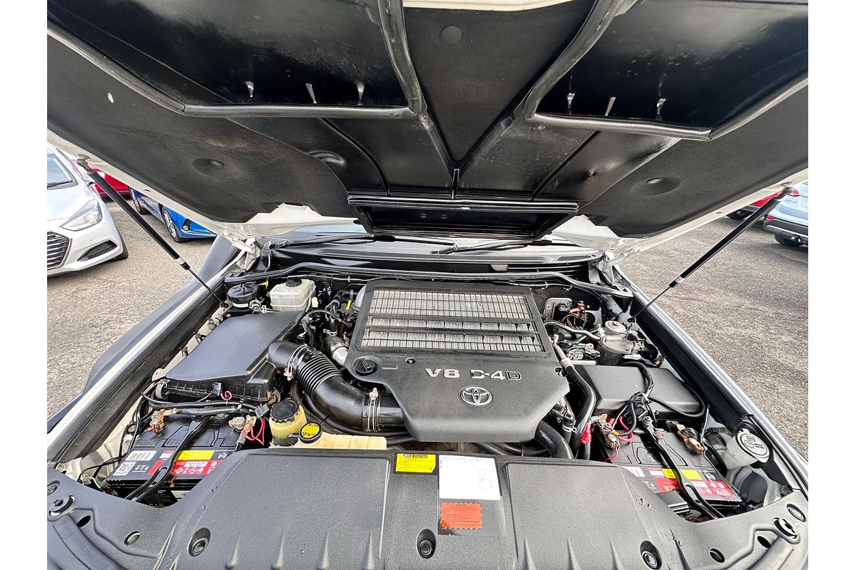 2011 Toyota LANDCRUISER GXL VDJ200R