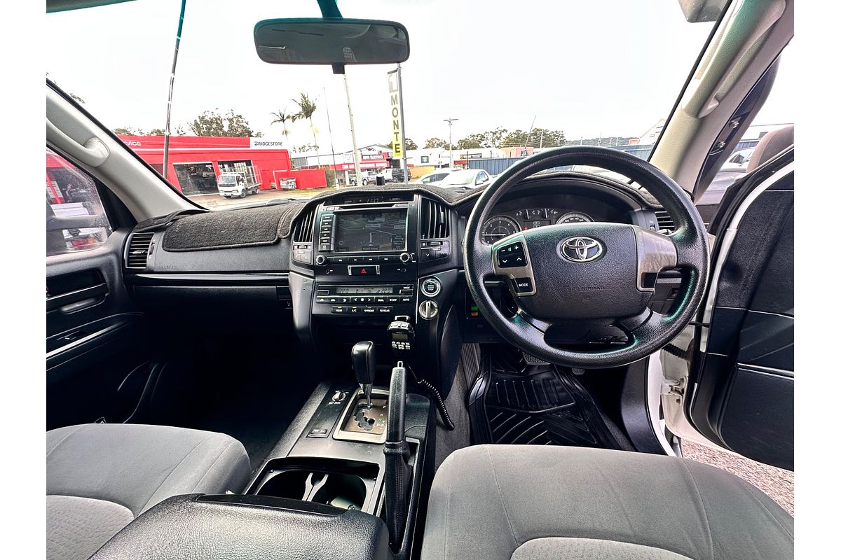 2011 Toyota LANDCRUISER GXL VDJ200R