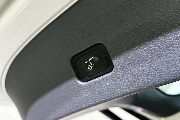 2015 Ford Everest Trend UA 3.2L