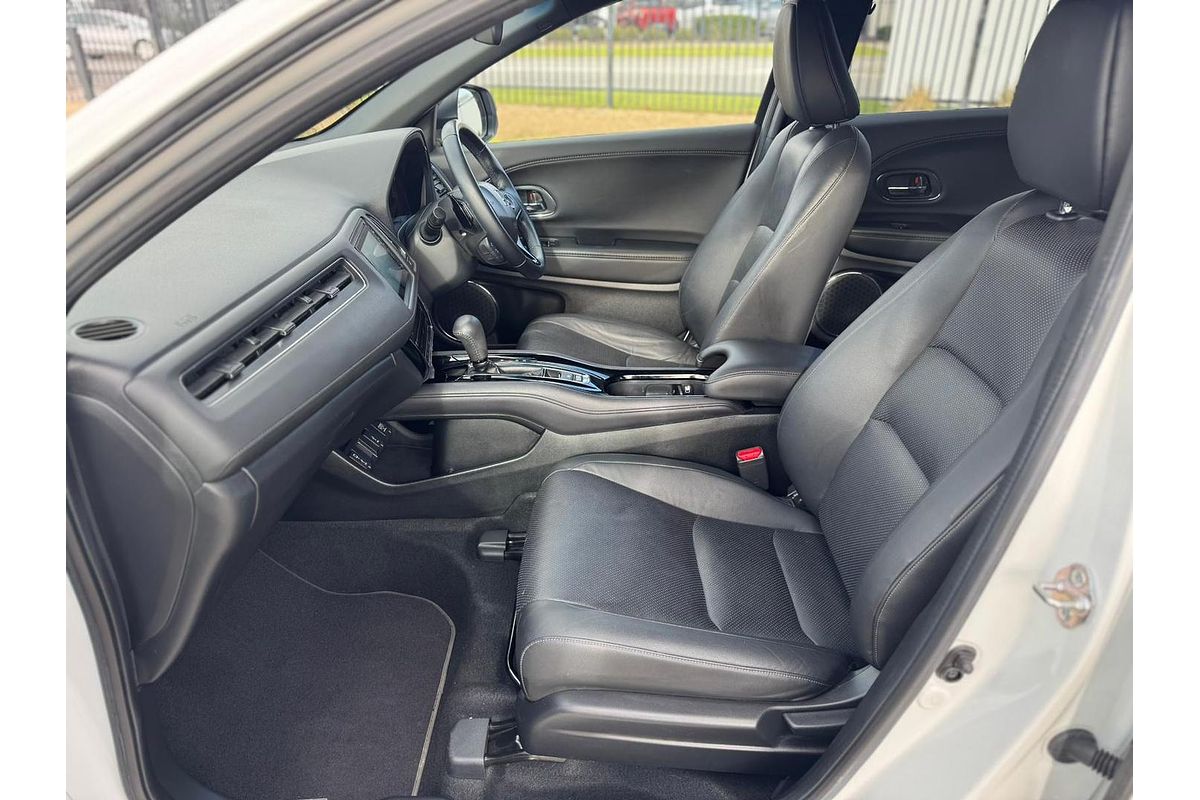 2021 Honda HR-V RS