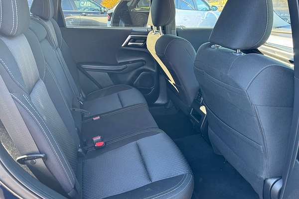 2023 Mitsubishi Outlander LS ZM