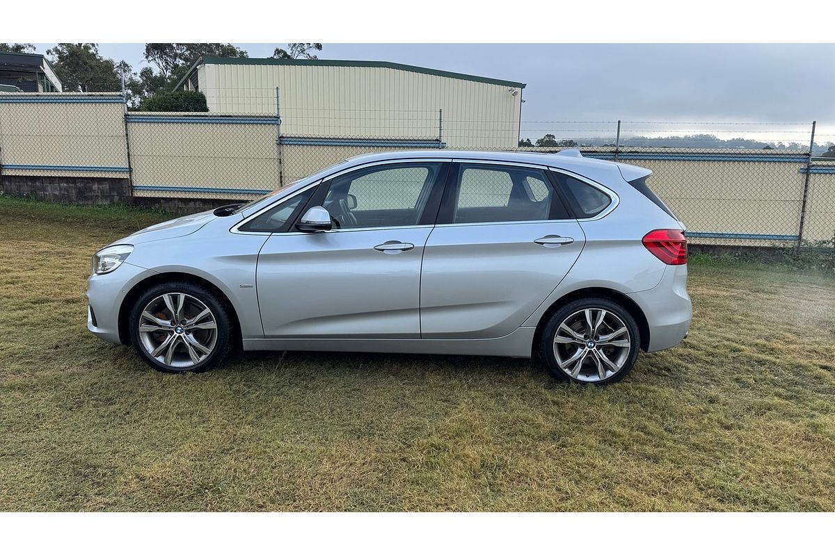2015 BMW 225i Active Tourer Sport Line F45