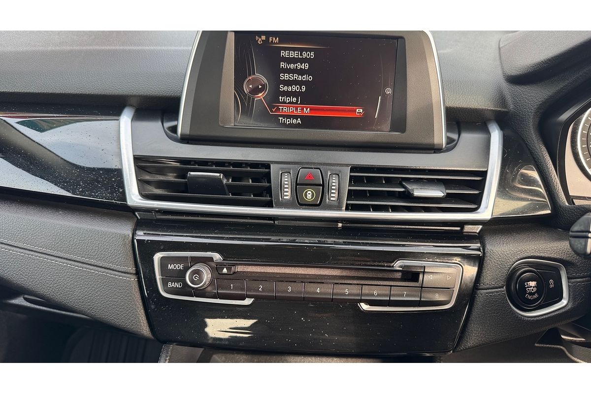 2015 BMW 225i Active Tourer Sport Line F45