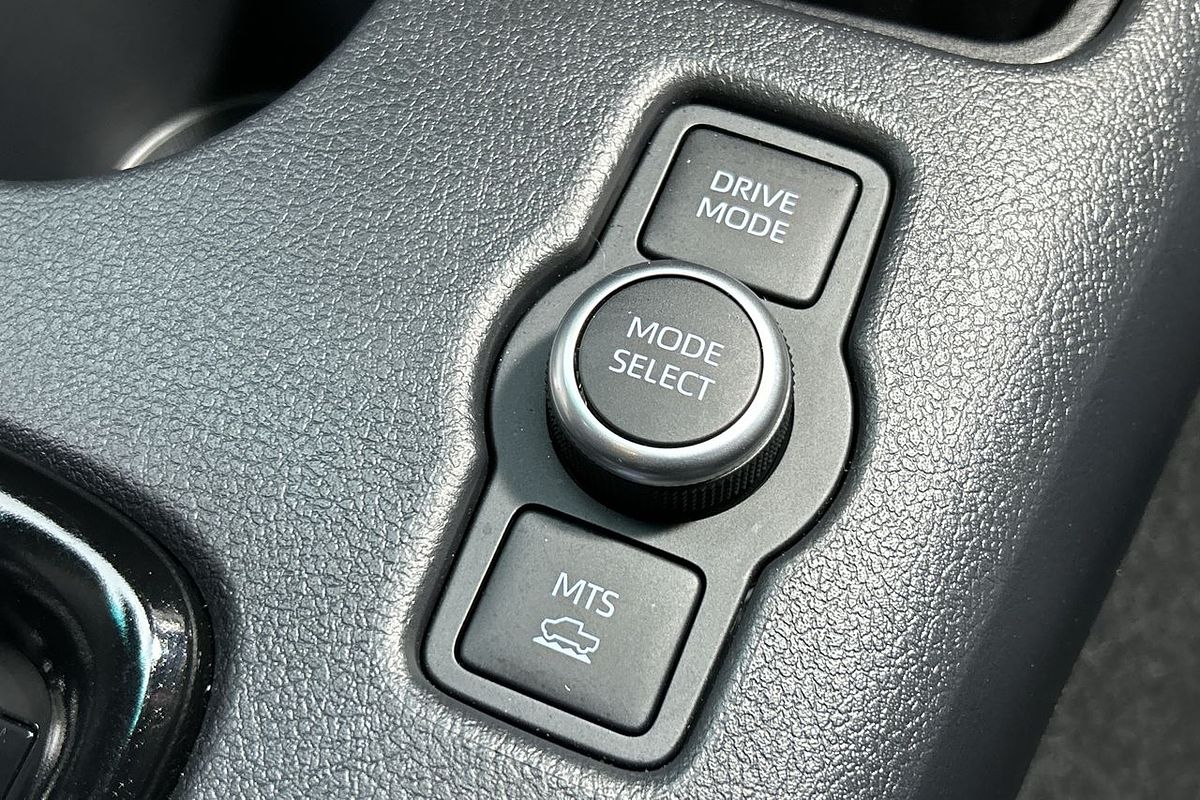 2024 Toyota Hilux Rogue 48V GUN126R 4X4