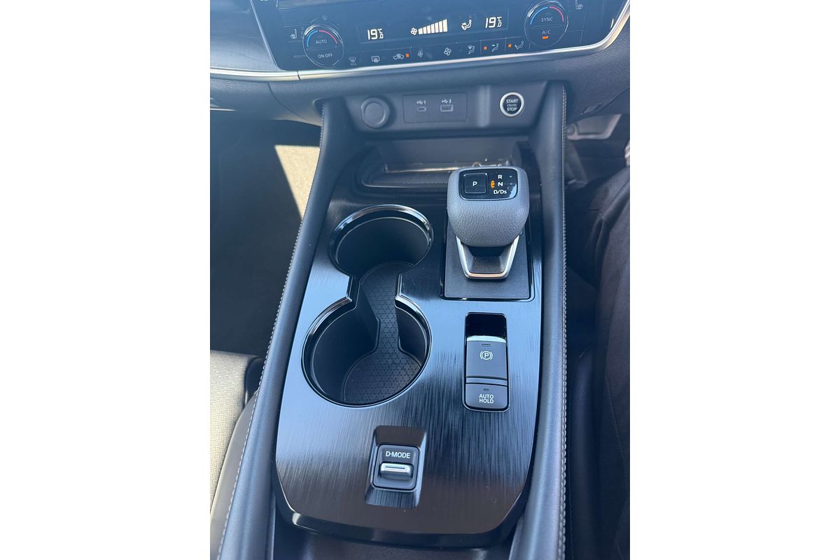 2023 Nissan X-TRAIL ST-L T33