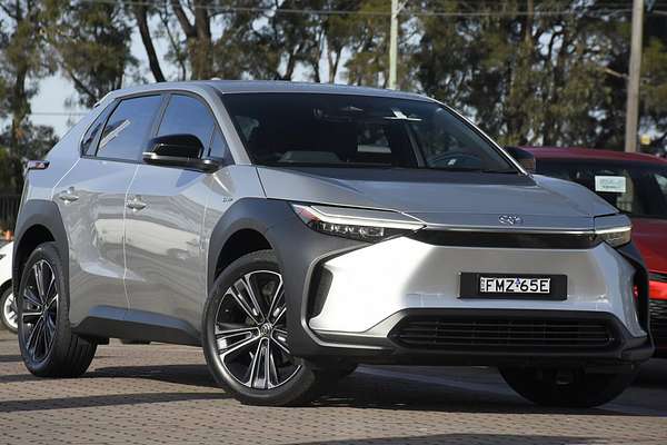 2023 Toyota bZ4X XEAM10R