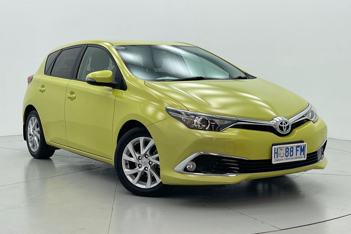 2017 Toyota Corolla Ascent Sport ZRE182R