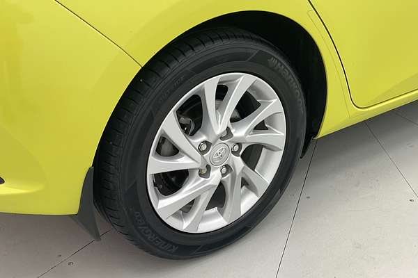 2017 Toyota Corolla Ascent Sport ZRE182R