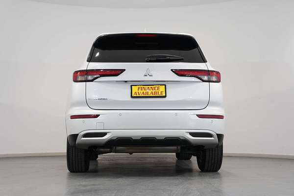 2023 Mitsubishi Outlander LS ZM