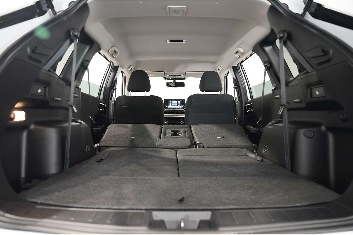 2023 Mitsubishi Outlander LS ZM
