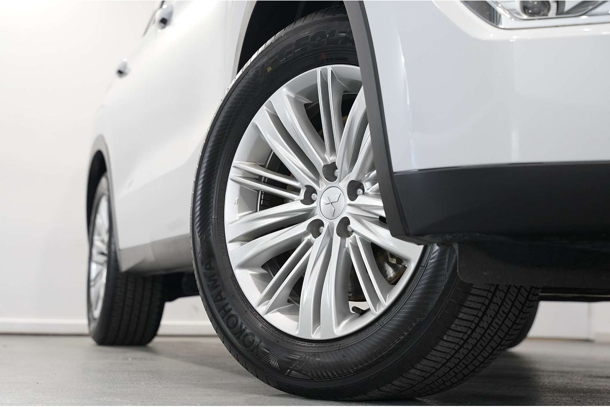 2023 Mitsubishi Outlander LS ZM