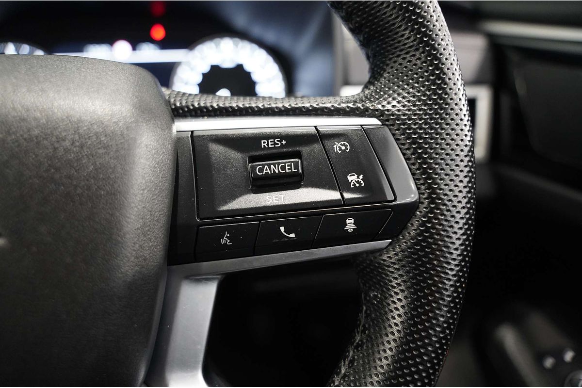 2023 Mitsubishi Outlander LS ZM