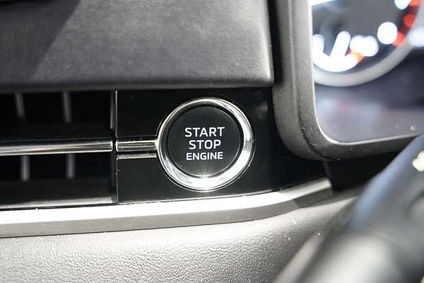 2023 Mitsubishi Outlander LS ZM