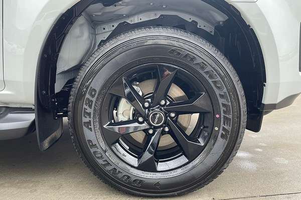 2025 Isuzu D-MAX X-RIDER 4X4
