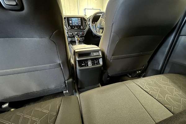 2025 Isuzu D-MAX X-RIDER 4X4