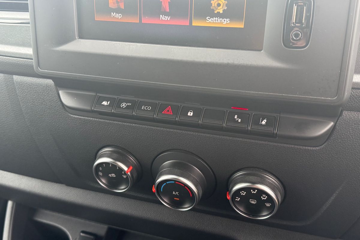 2023 Renault Master Pro 120kW X62 Phase 2 LWB