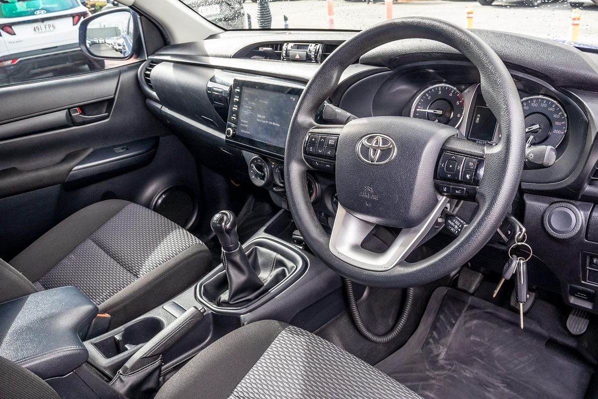 2022 Toyota Hilux Workmate GUN125R 4X4