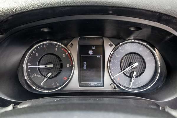 2022 Toyota Hilux Workmate GUN125R 4X4