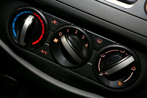2016 Nissan Navara RX D23 4X4