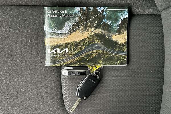 2022 Kia Carnival S KA4