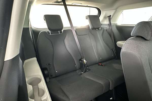 2022 Kia Carnival S KA4