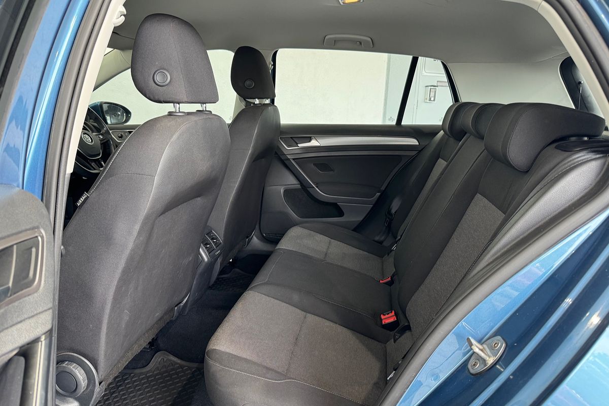 2016 Volkswagen Golf 92TSI 7