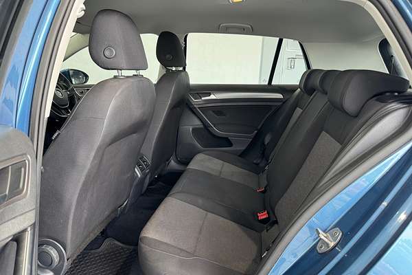 2016 Volkswagen Golf 92TSI 7