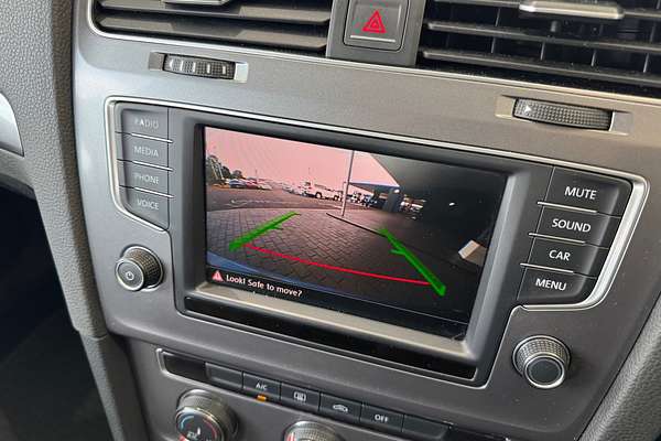2016 Volkswagen Golf 92TSI 7