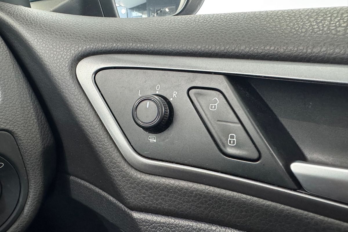 2016 Volkswagen Golf 92TSI 7