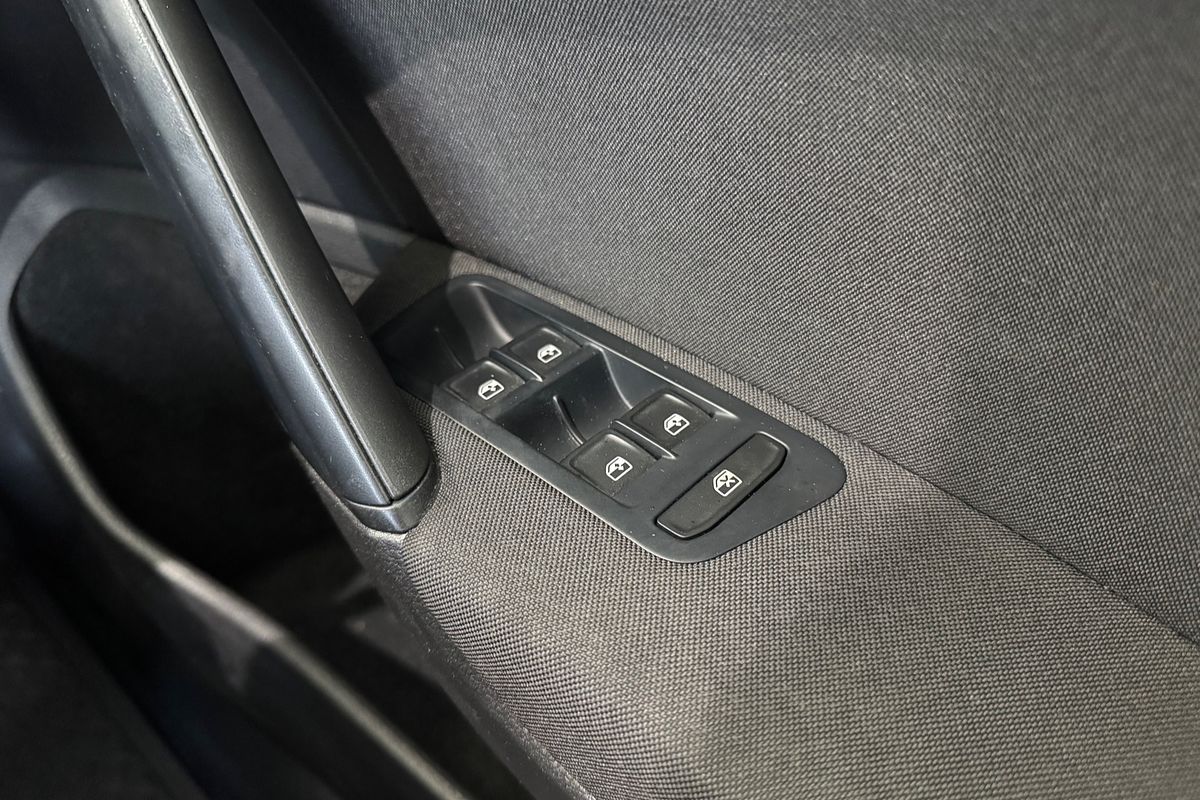 2016 Volkswagen Golf 92TSI 7
