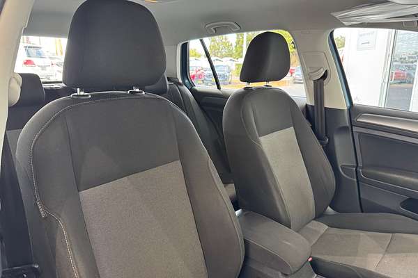 2016 Volkswagen Golf 92TSI 7