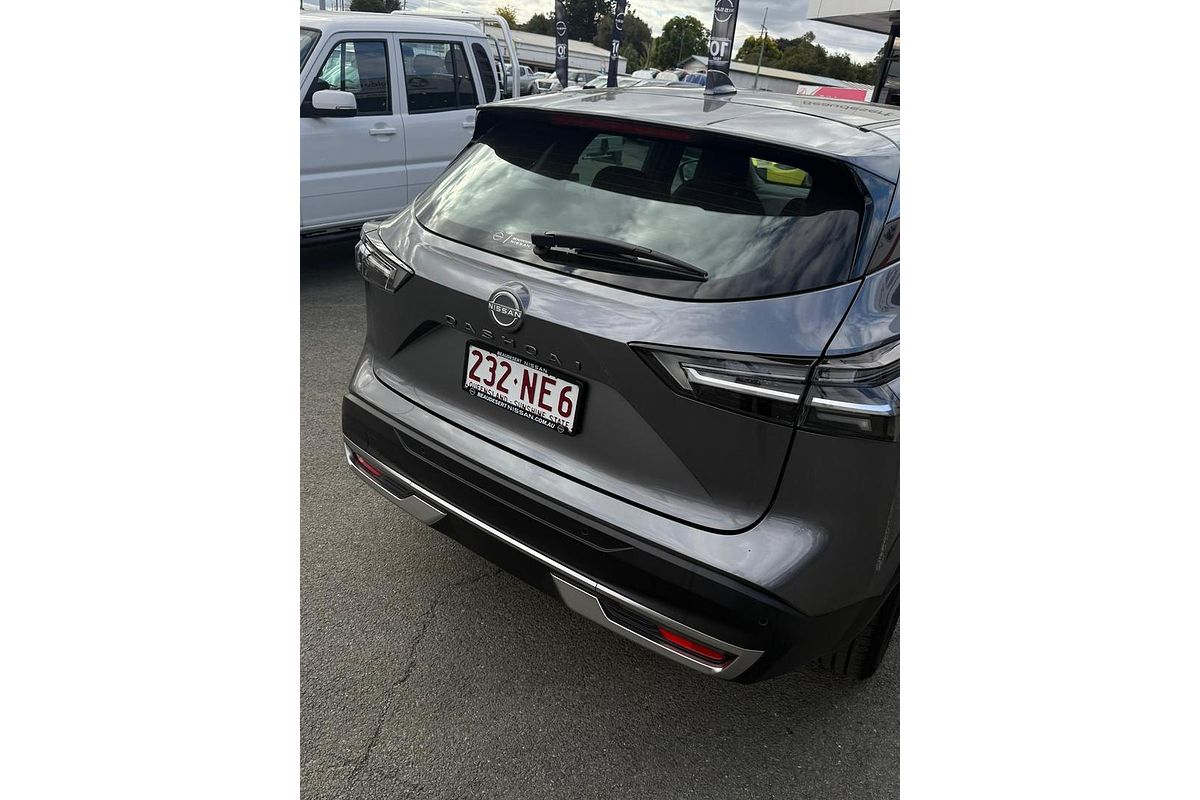 2025 Nissan QASHQAI ST-L J12