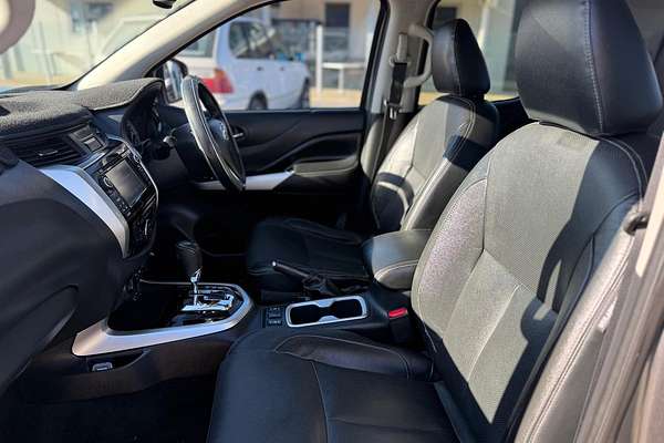 2017 Nissan Navara ST-X N-SPORT Black Edition D23 Series 2 4X4