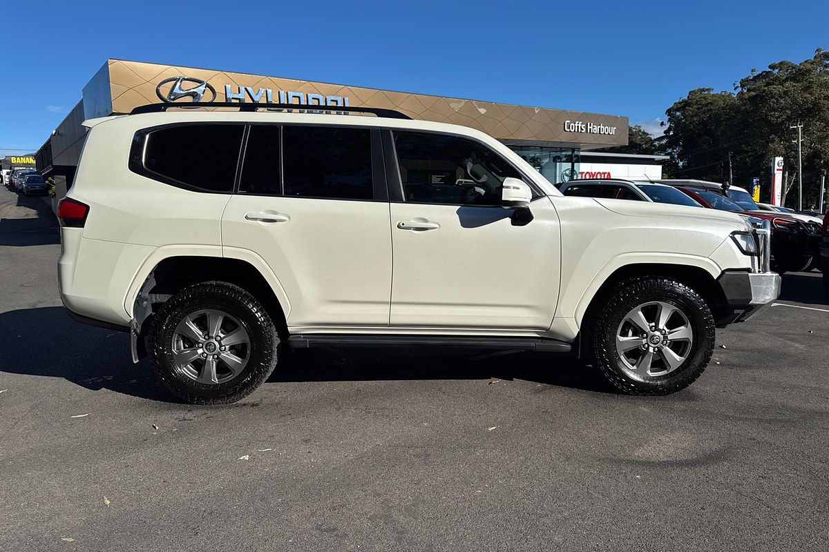2022 Toyota Landcruiser VX FJA300R