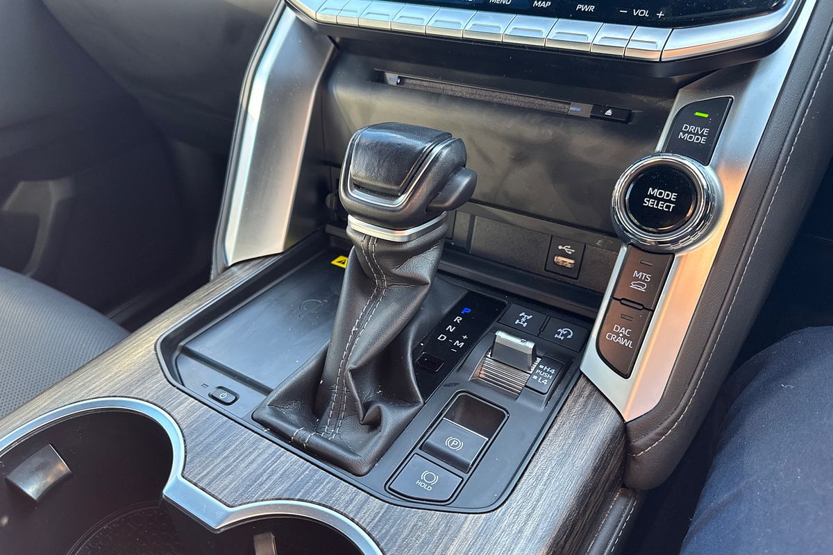 2022 Toyota Landcruiser VX FJA300R