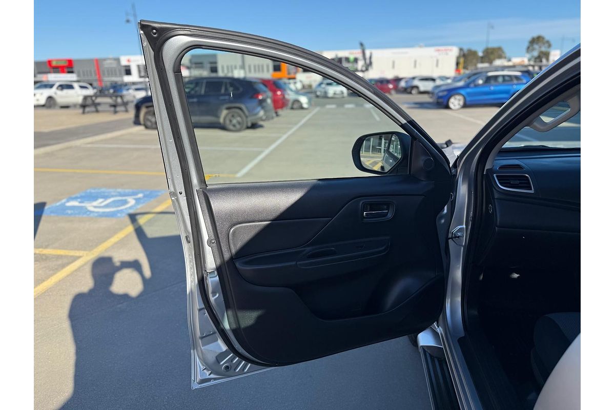 2018 Mitsubishi Triton GLX+ MR 4X4