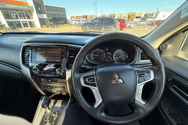 2018 Mitsubishi Triton GLX+ MR 4X4