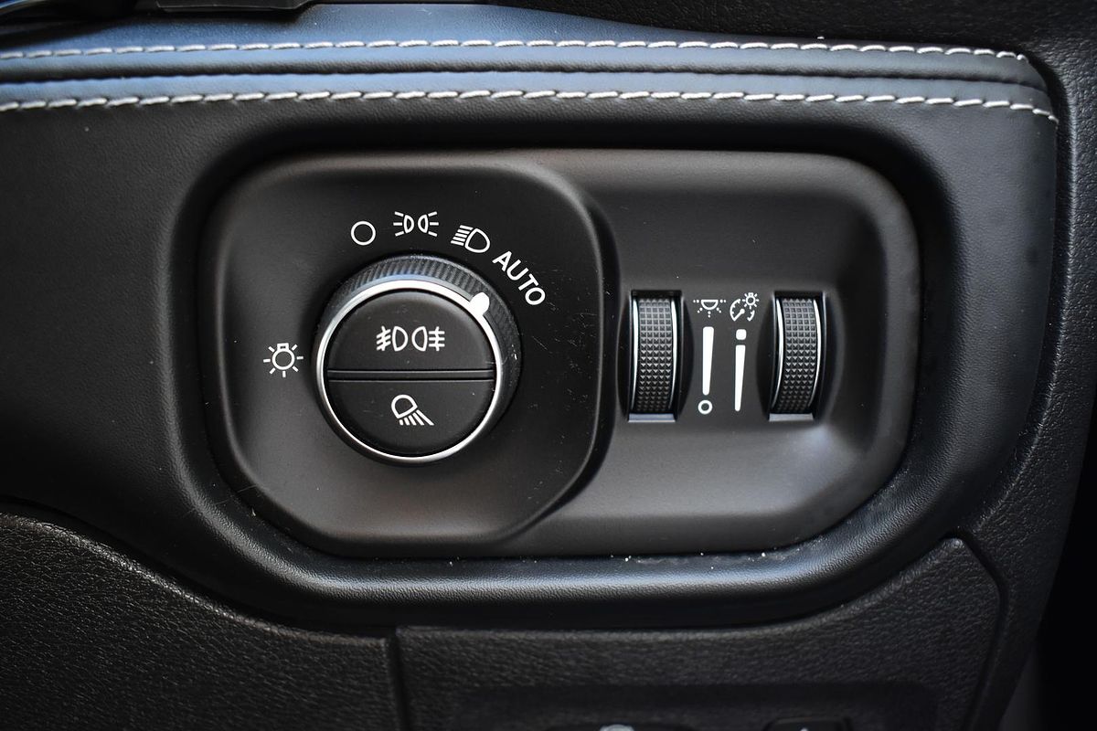 2024 RAM 1500 Limited RamBox DT 4X4 SWB