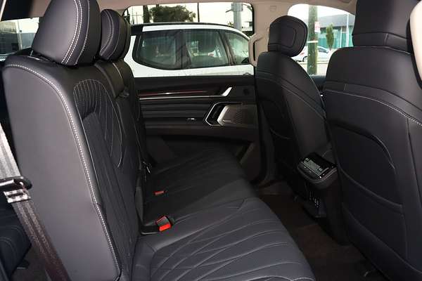 2024 LDV D90 Executive SV9A