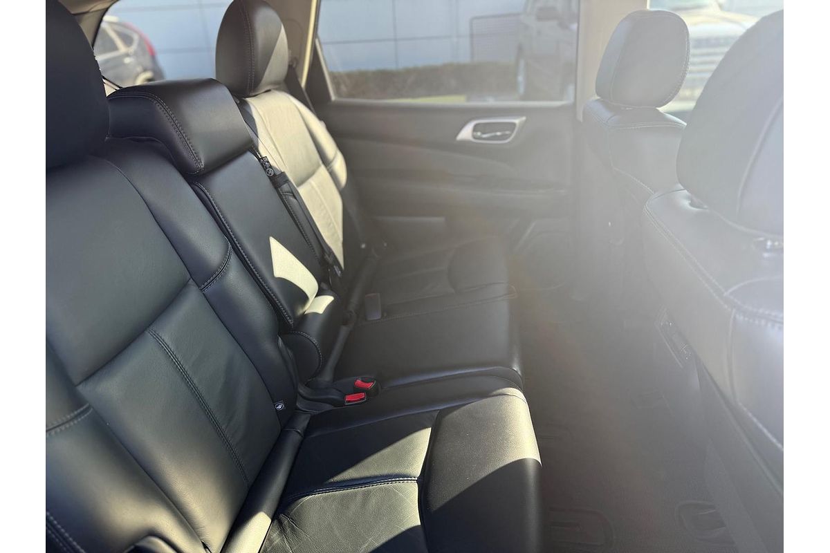 2018 Nissan Pathfinder ST-L R52 Series II
