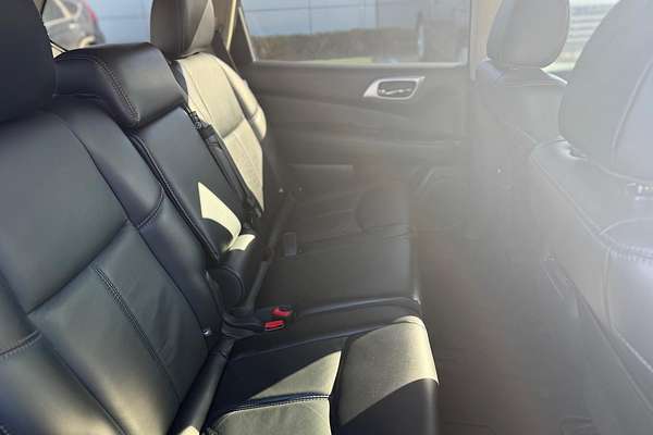 2018 Nissan Pathfinder ST-L R52 Series II
