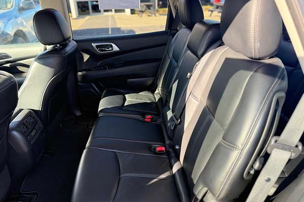 2018 Nissan Pathfinder ST-L R52 Series II